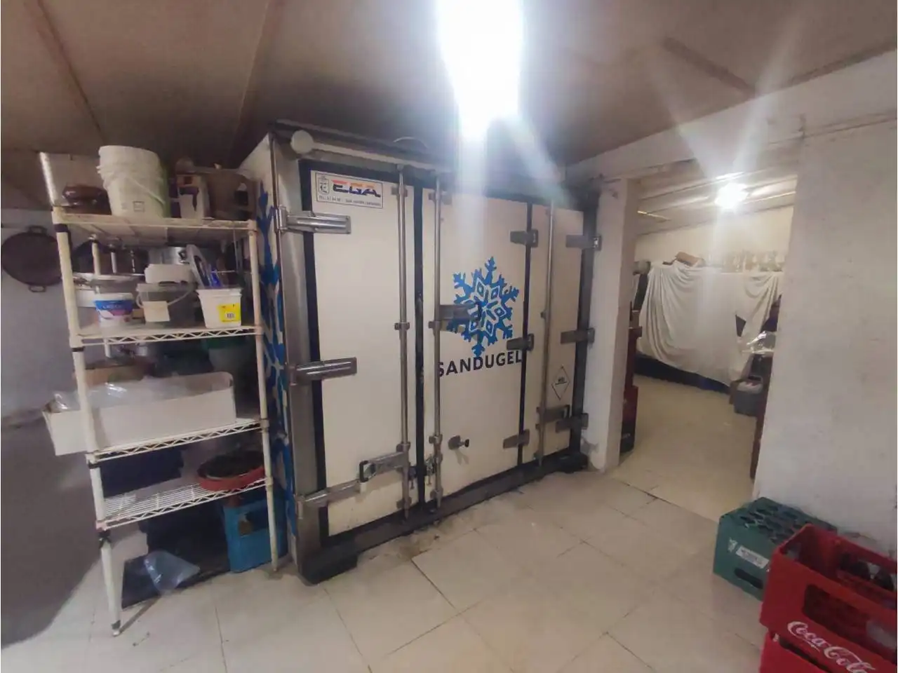 Local en venta en El Grado con Aire acondicionado