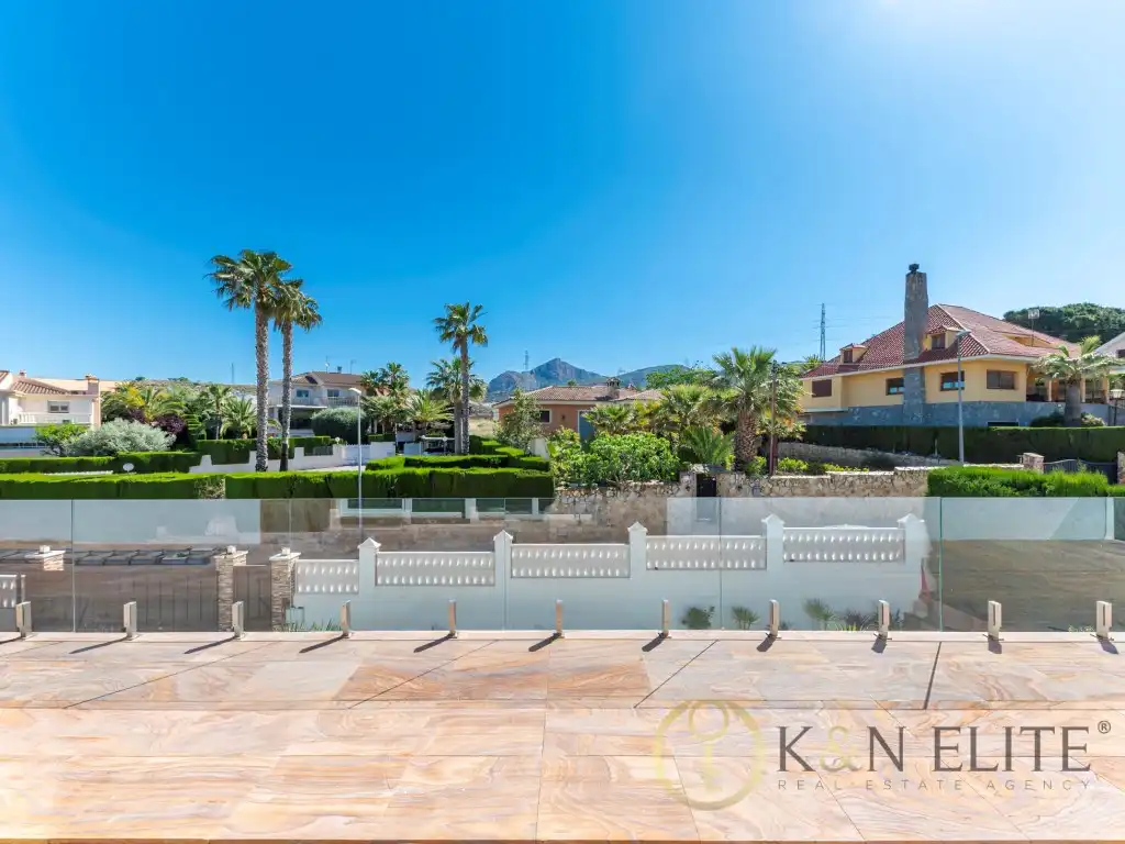Exterior view of Houses for sale in Petrer  with Private garden, Terrace and Swimming Pool