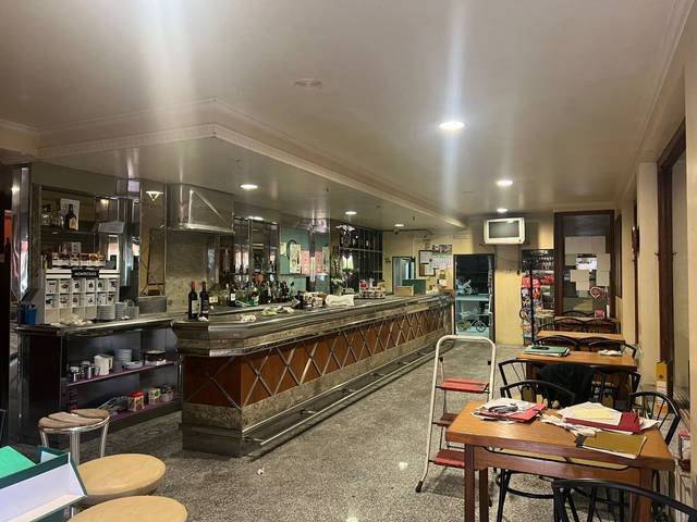 Local comercial en Venta en Sedes - Pedroso - Doso