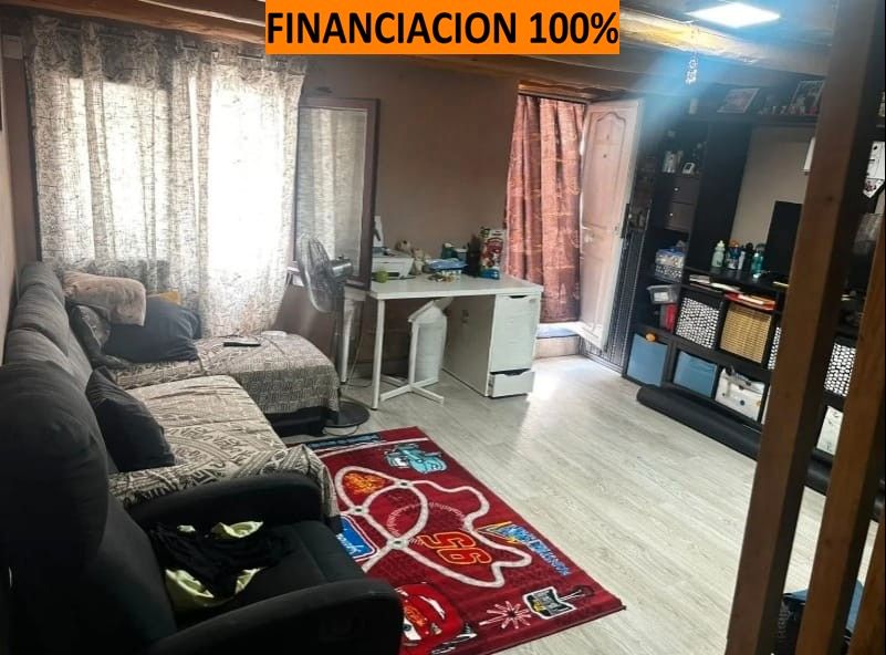 Sala d'estar de Casa o xalet en venda en La Almunia de Doña Godina  amb Calefacció, Terrassa i Traster