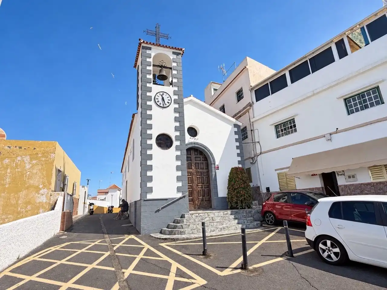 Vista exterior de Residencial en venda en Puerto de Santiago