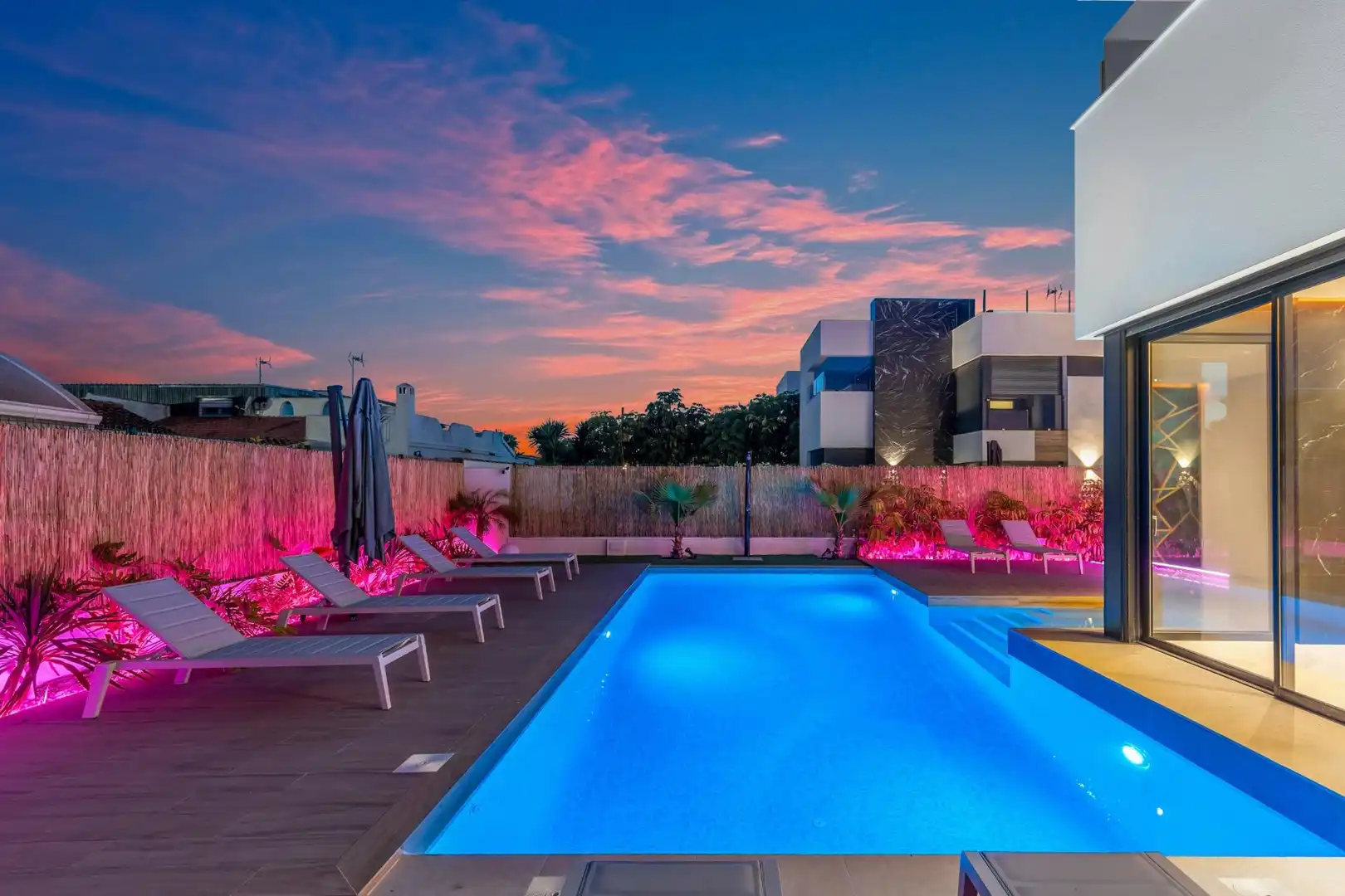 Villa con piscina in vendita a Zona Carrefour - Urbanizaciones, imagen 14