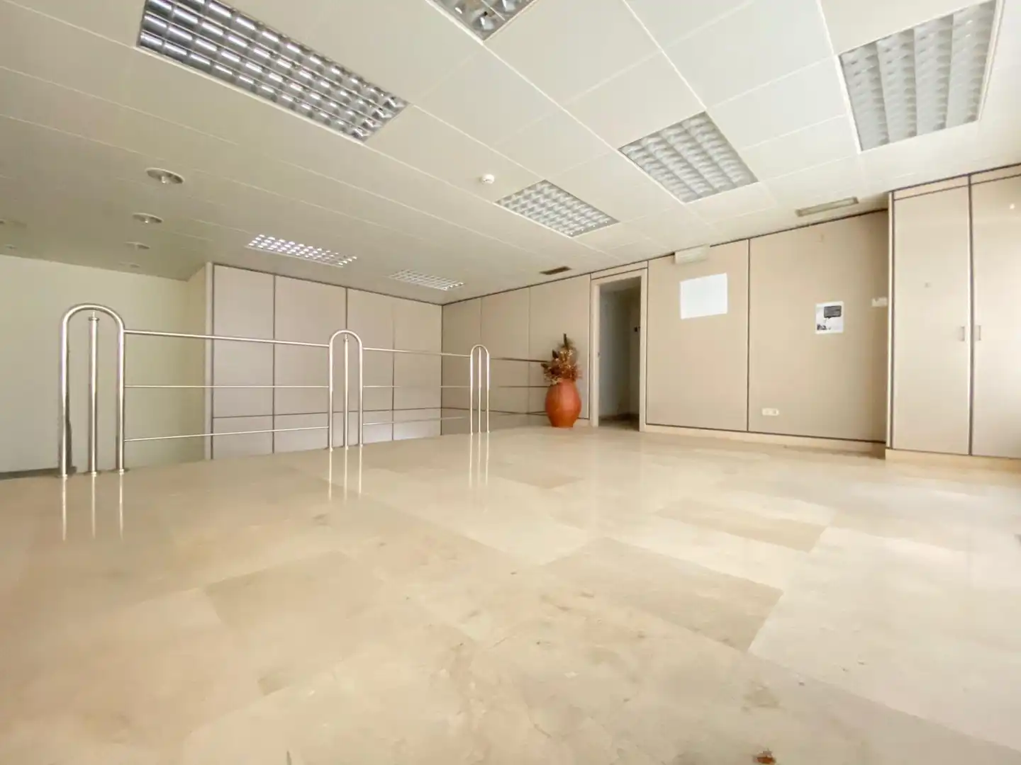 Local comercial en venta en Calle CARRATALA 43, imagen 12