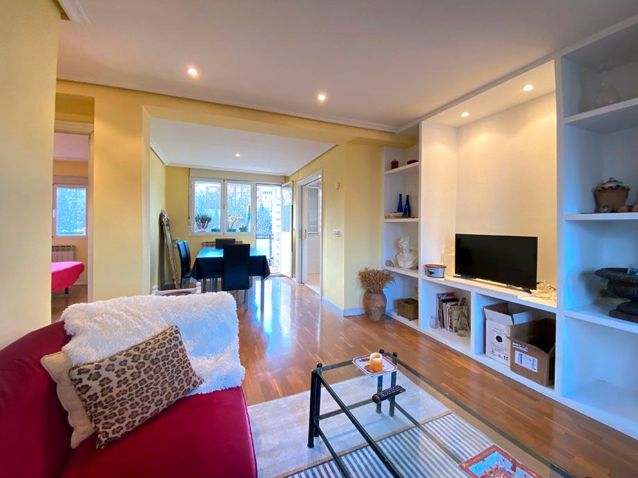 Living room of Flat for sale in Vitoria - Gasteiz  with Heating, Parquet flooring and Terrace