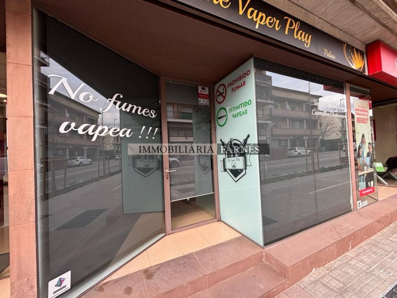 Local de lloguer a Avenida Catalunya