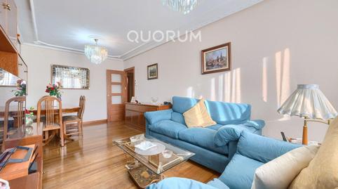 Foto 2 de Piso en venta en Centro - Ariz - Uribarri, Basauri