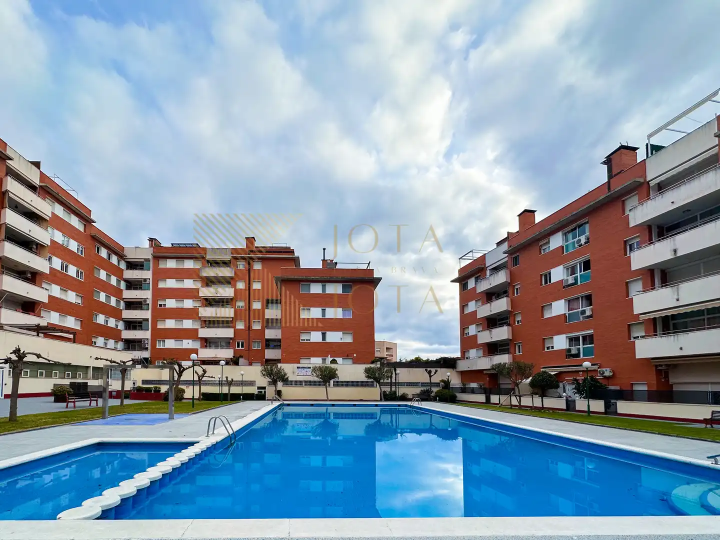Flat with pool for sale in Avinguda Amèrica 33, imagen 23