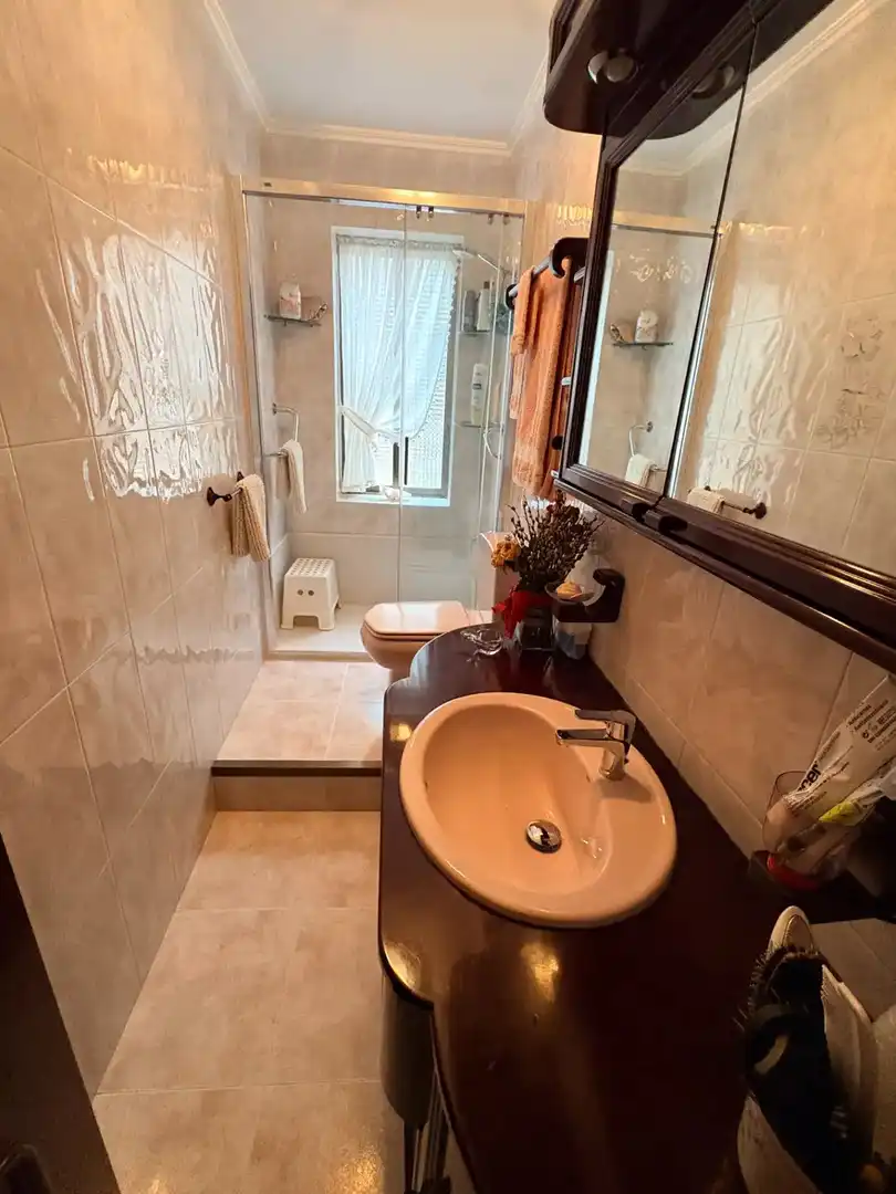 Baño de Piso en venta en Portugalete con Calefacción, Trastero y Amueblado