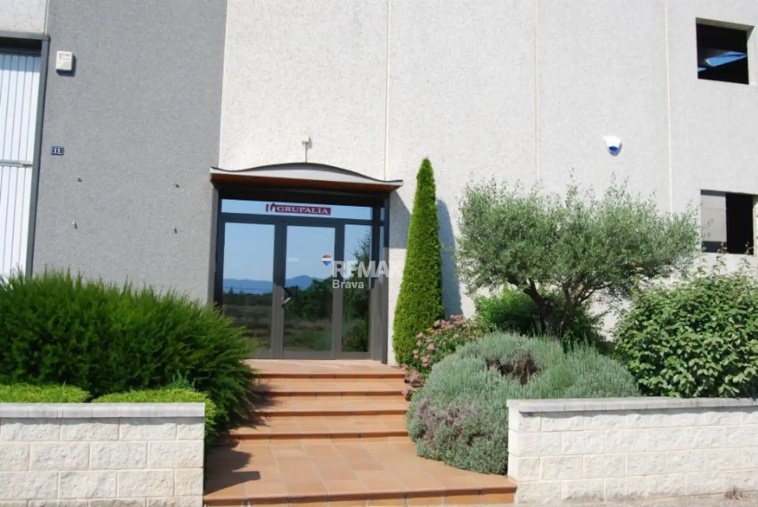 Industriegebäude zum Verkauf in Calle Migjorn 11 Llagostera