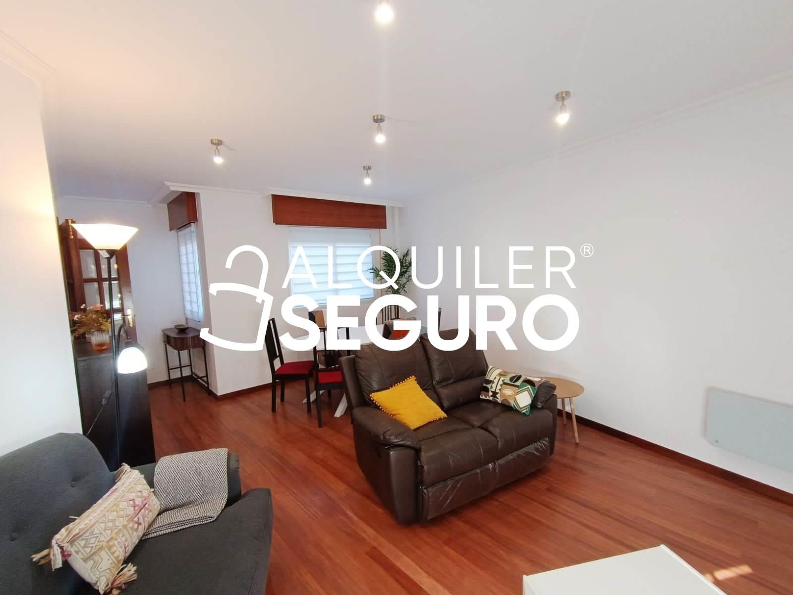 Sala d'estar de Pis de lloguer en Vilagarcía de Arousa amb Calefacció i Moblat
