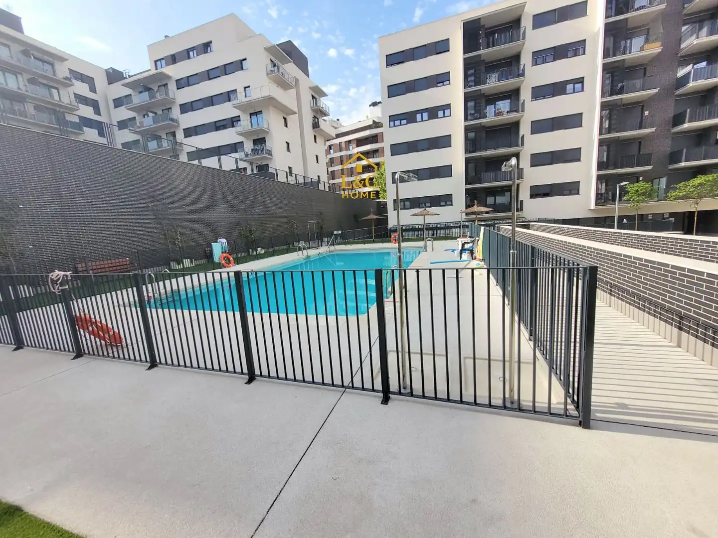 Swimming pool of Flat for sale in Rivas-Vaciamadrid  with Air Conditioner, Heating and Terrace
