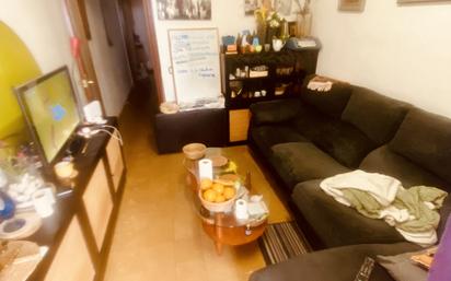 Living room of Flat for sale in  Barcelona Capital  with Heating, Private garden and Balcony