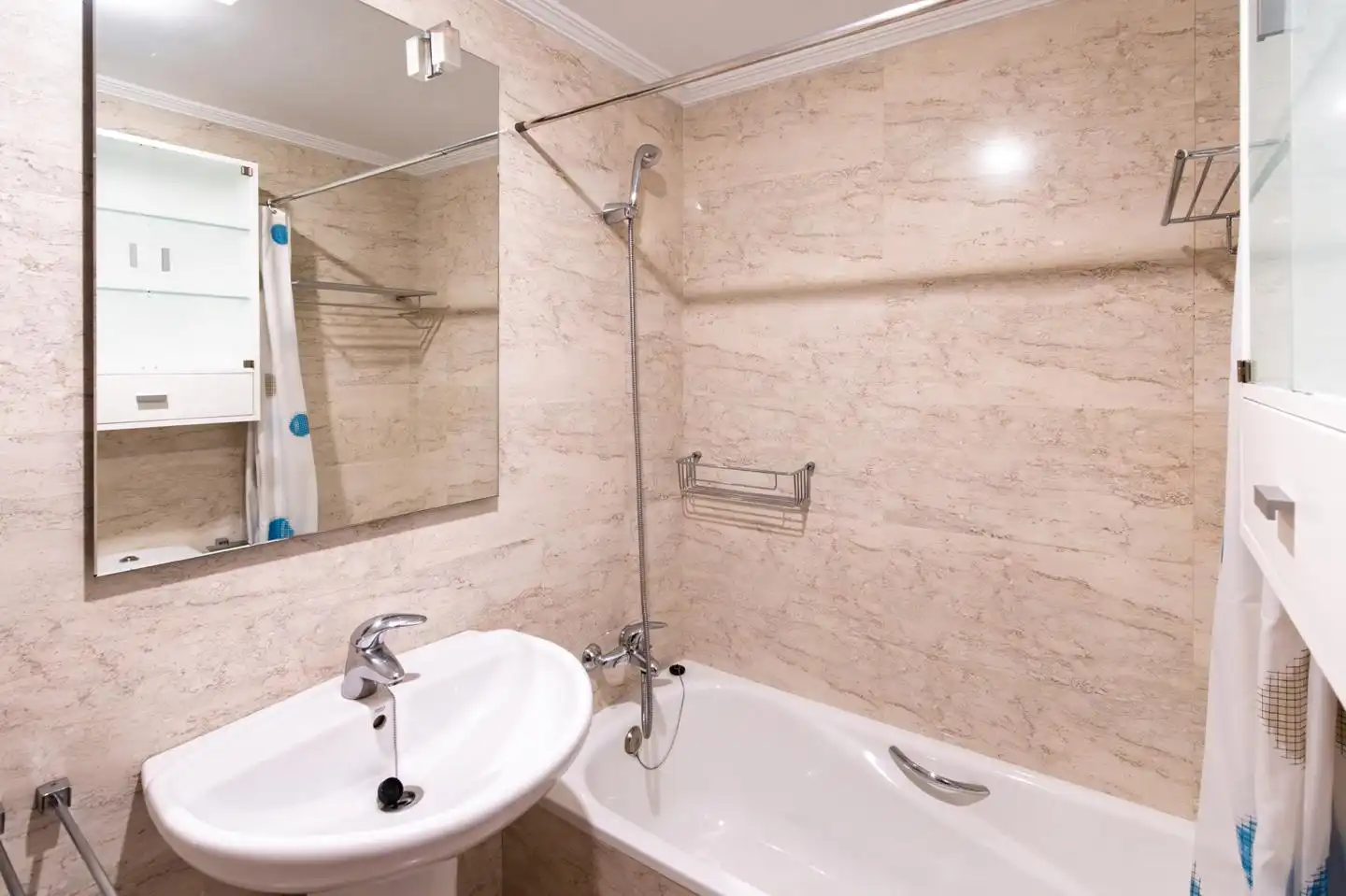 Flat for sale in Felisa Munárriz, Milagrosa