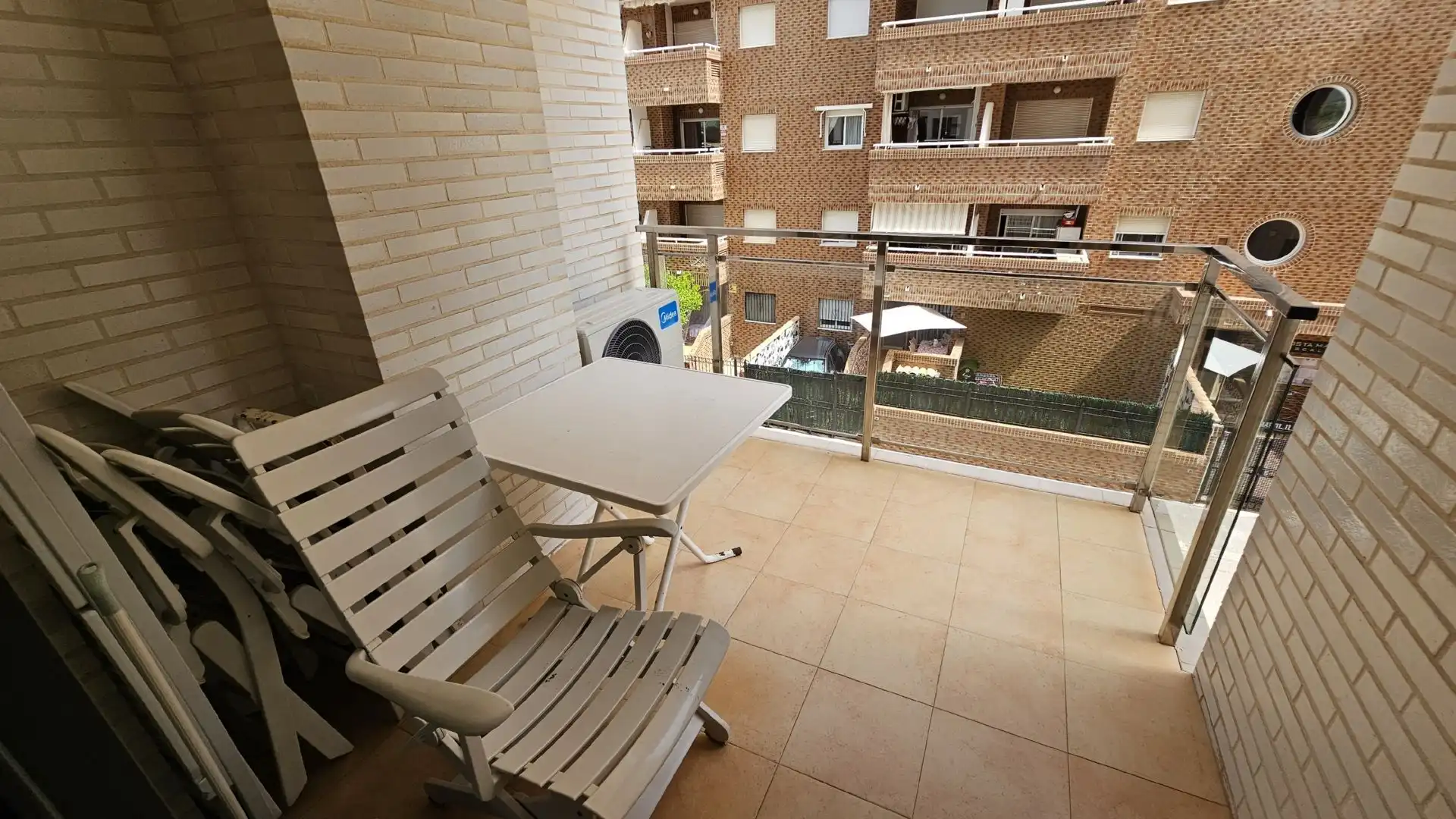 Apartamento con piscina en venta en Central 22, imagen 3