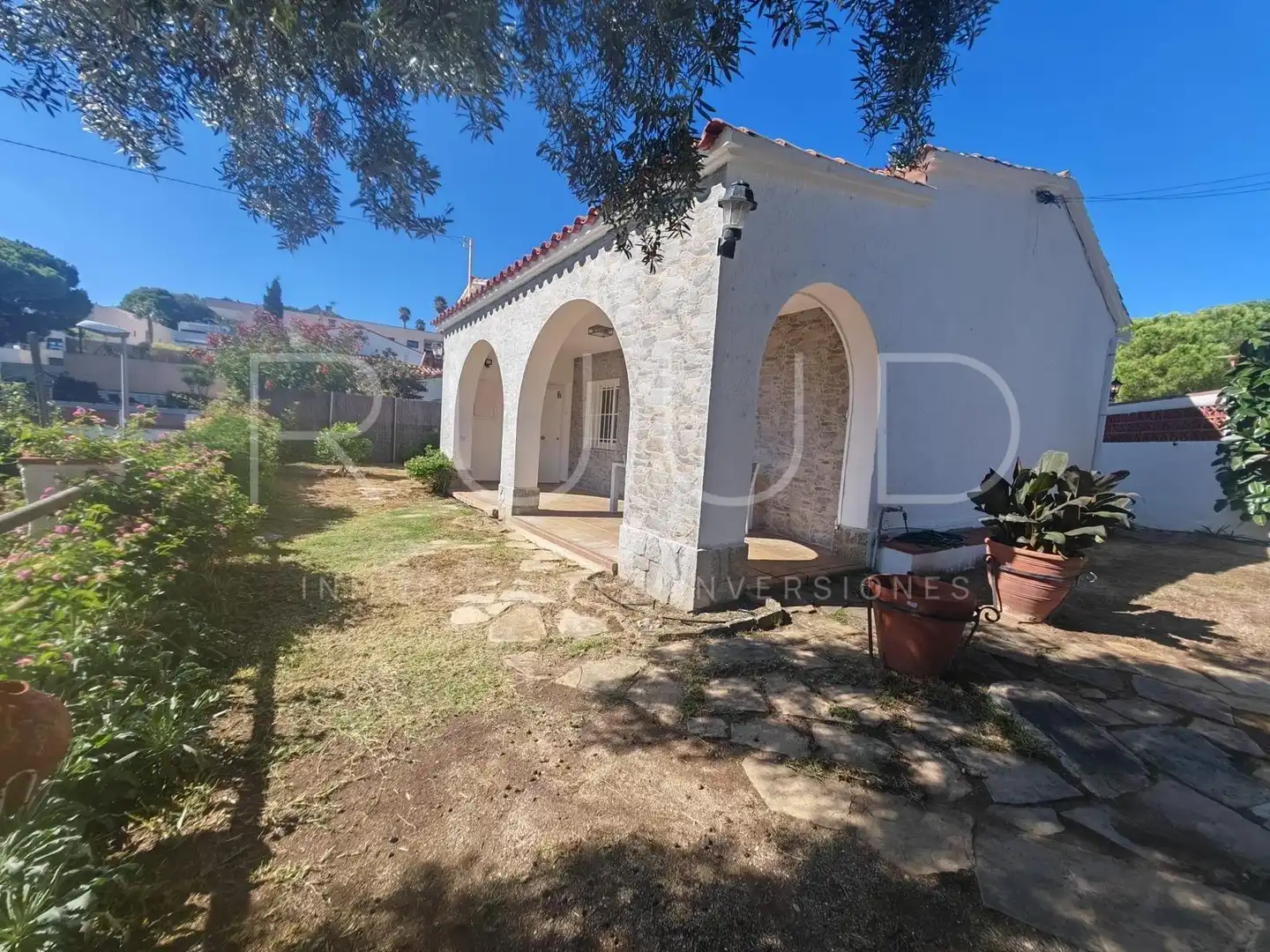 Casa con jardín en venta en Carrer CREUETA, imagen 4