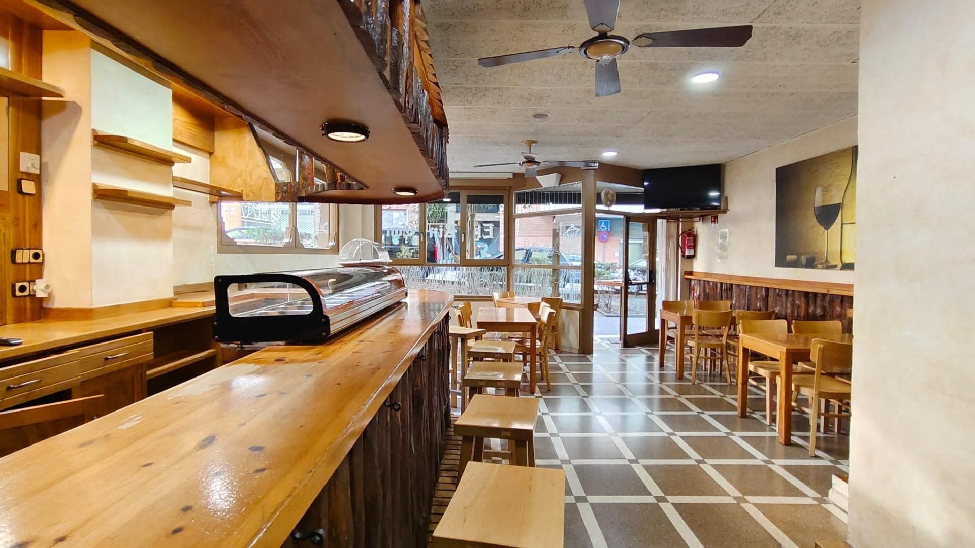 Premises for sale in Girona Capital