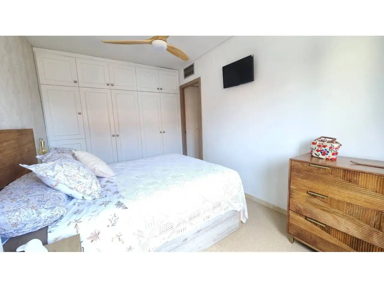 Habitación de Piso en venta en Terrassa con Aire acondicionado, Calefacción y Trastero