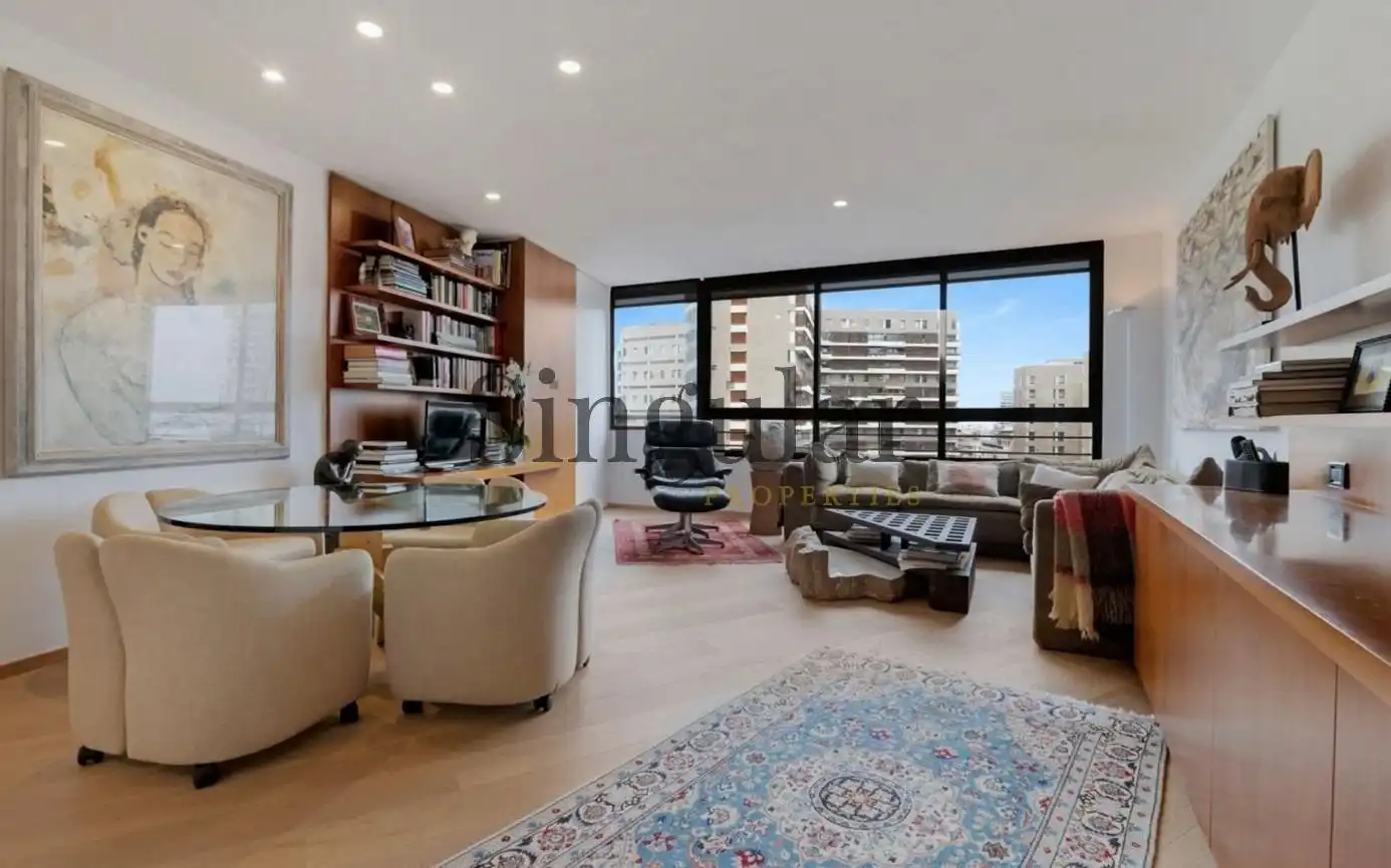 Sala d'estar de Pis en venda en Sarrià - Sant Gervasi