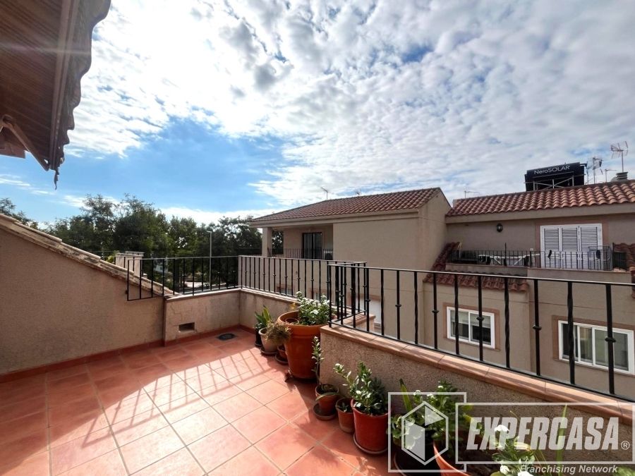 Terrassa de Casa adosada en venda en La Pobla de Farnals amb Aire condicionat, Terrassa i Traster
