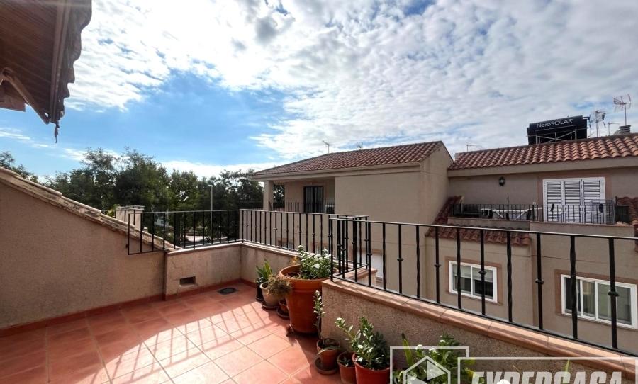 Foto 1 de Casa adosada en venda a Massamagrell, Valencia