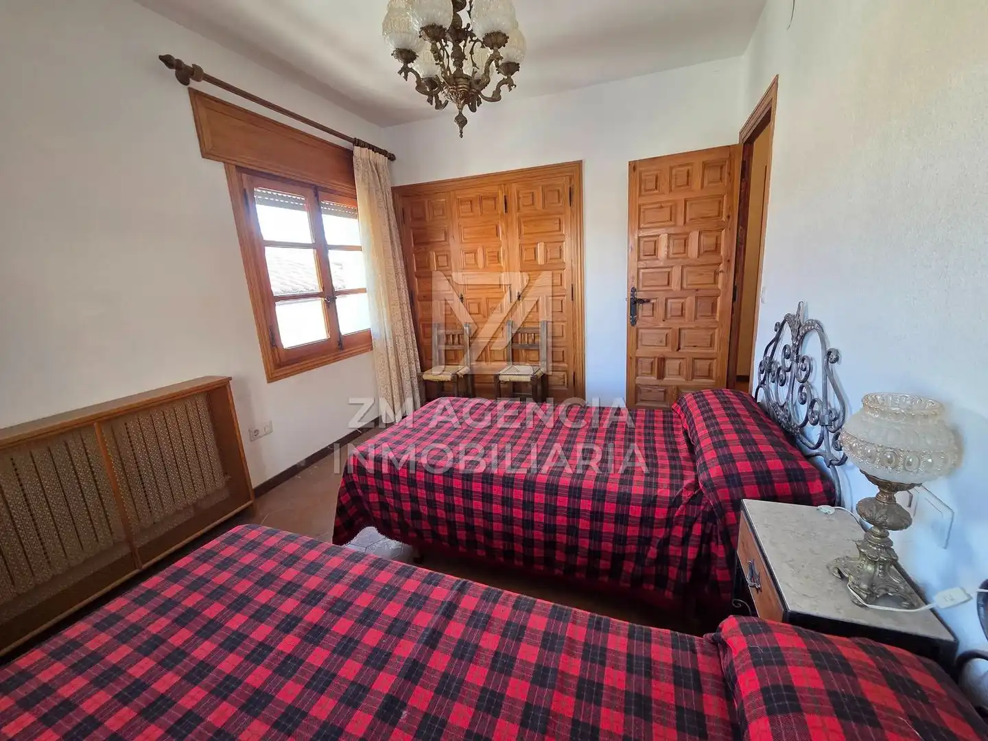 Dormitori de Finca rústica en venda en Morella amb Calefacció, Traster i Moblat