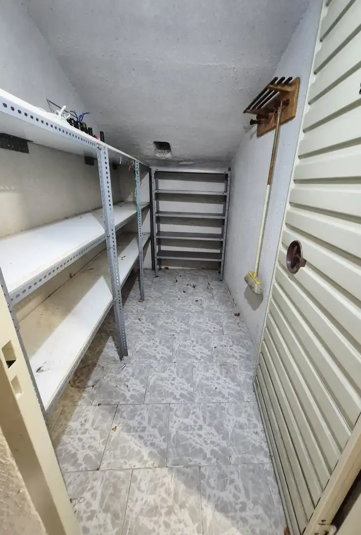 Piso en venta en Avilés con Calefacción, Parquet y Trastero