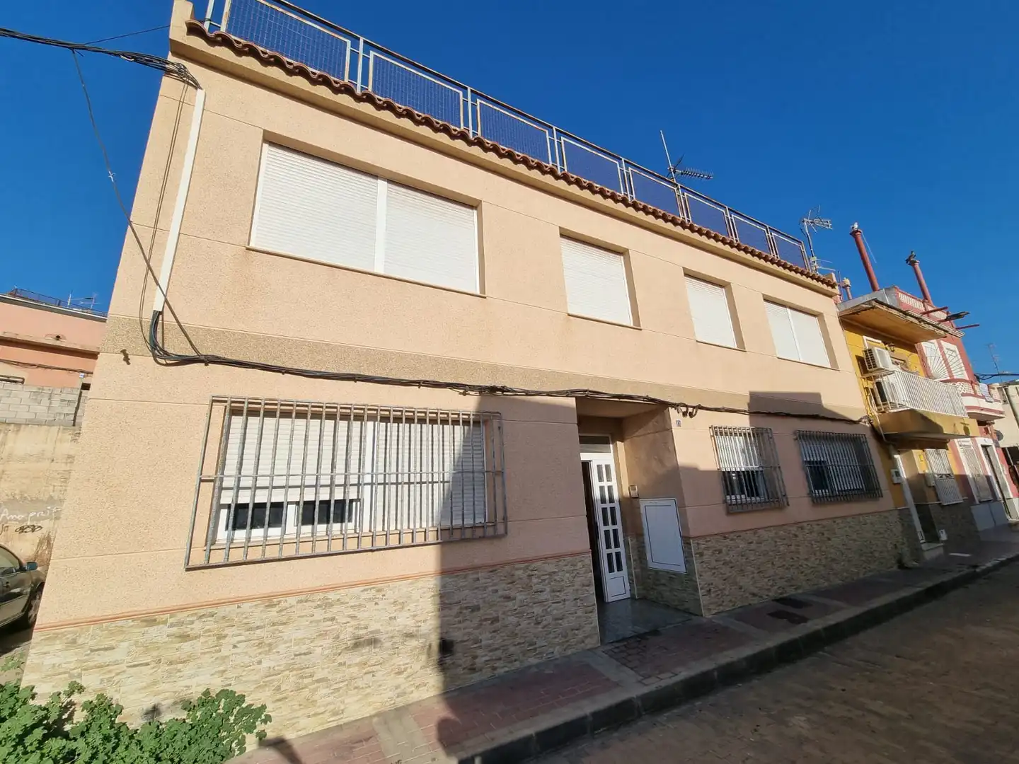 Vista exterior de Piso en venta en Águilas