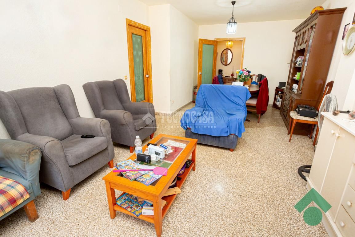 Living room of Flat for sale in Algeciras