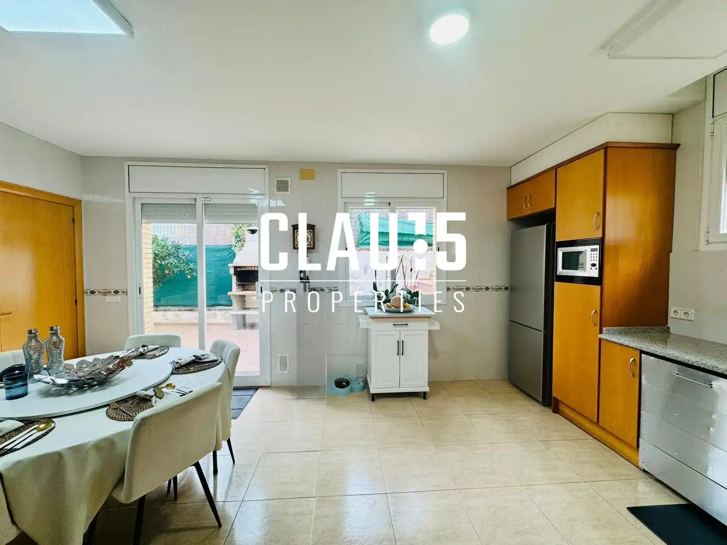 Cocina de Casa o chalet en venta en Canet de Mar con Jardín privado, Terraza y Piscina