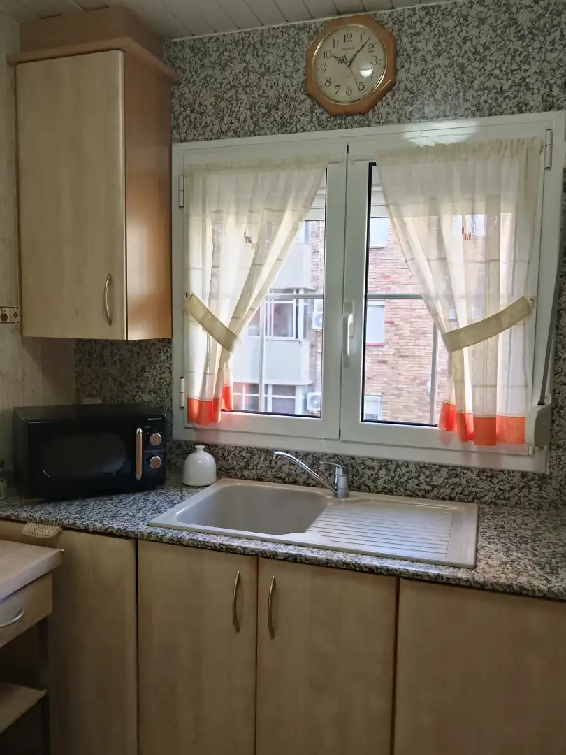 Kitchen of Flat for sale in Berga  with Heating, Furnished and Oven