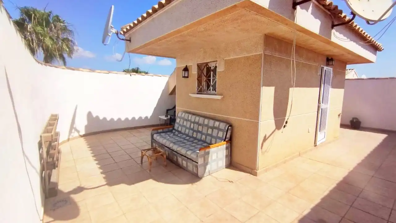 Terrassa de Casa o xalet en venda en Torrevieja amb Piscina