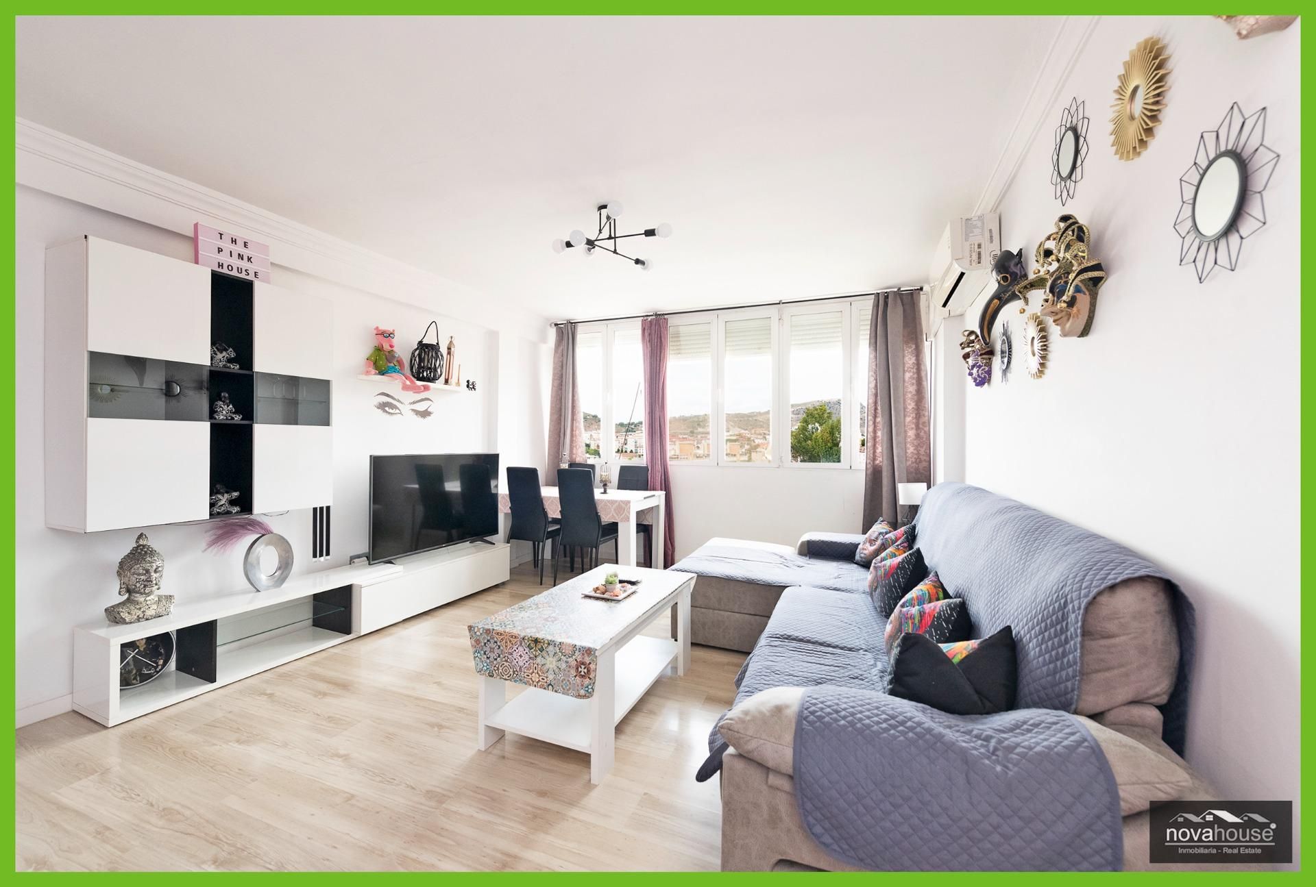 Living room of Flat for sale in Málaga Capital  with Air Conditioner and Heating