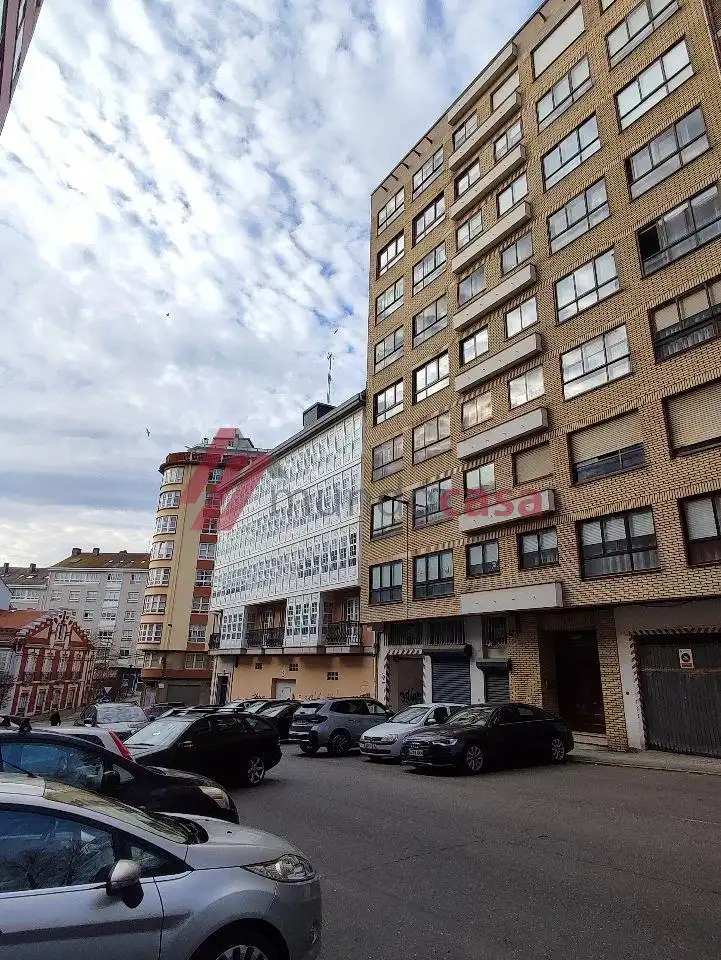 Außenansicht von Wohnung zur Miete in Ferrol mit Terrasse und Möbliert