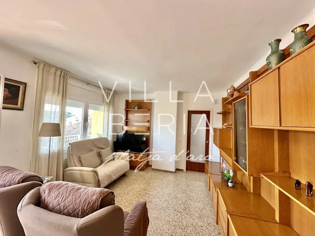 Sala d'estar de Apartament en venda en Castell d'Aro, Platja d'Aro i s'Agaró amb Calefacció i Terrassa