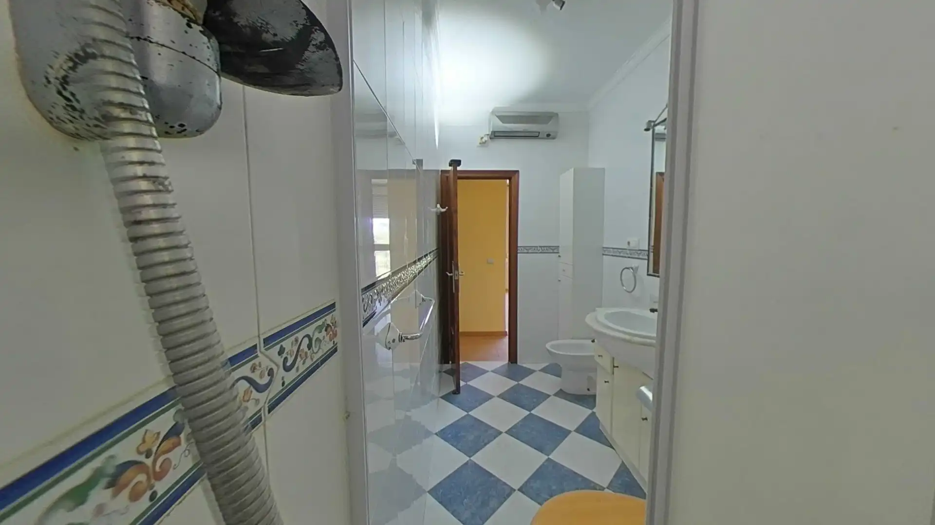 Bany de Pis en venda en Jerez de la Frontera amb Parquet