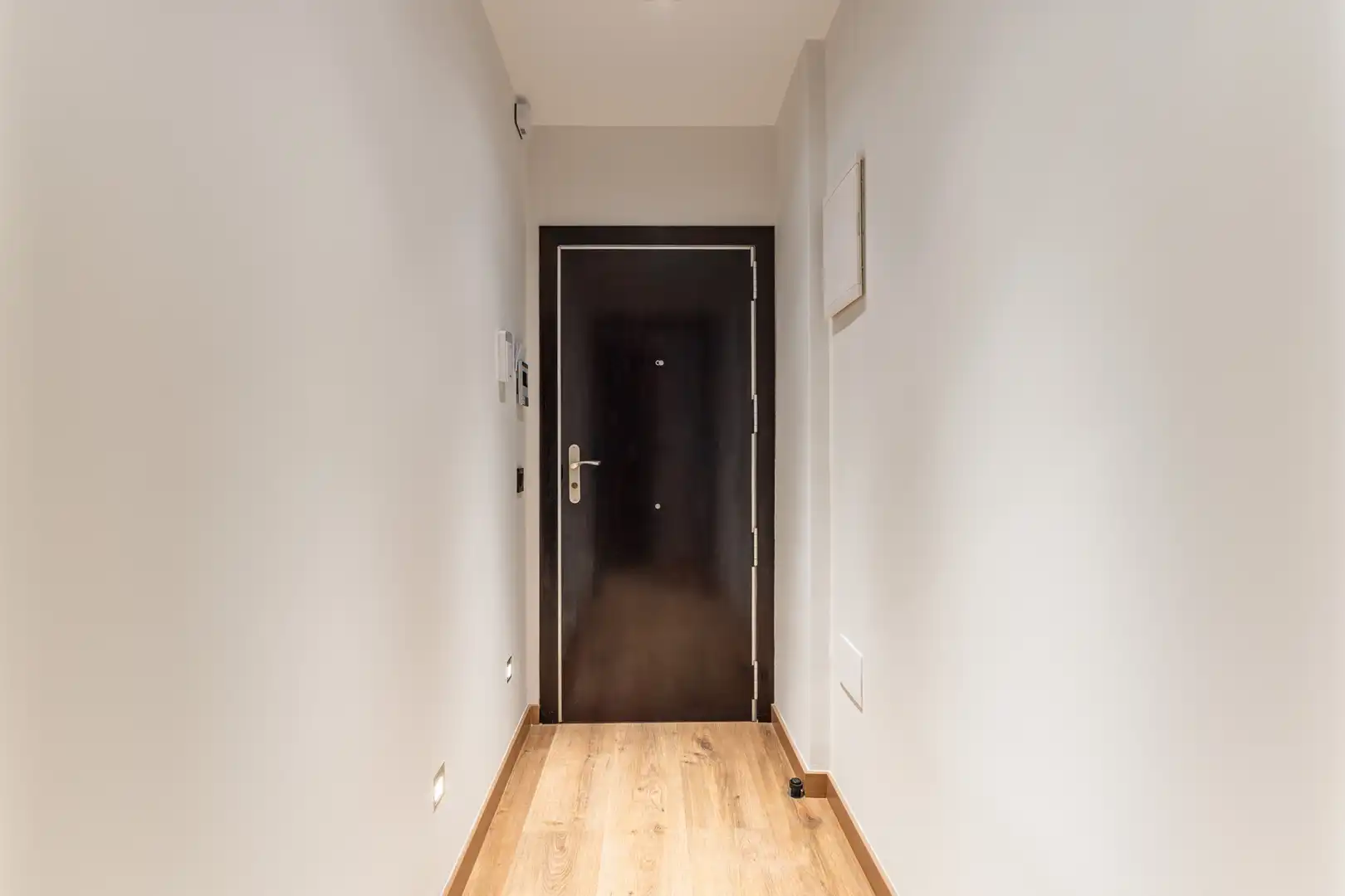 Wohnung zum Verkauf in Barcelona mit Klimaanlage, Heizung und Parkett