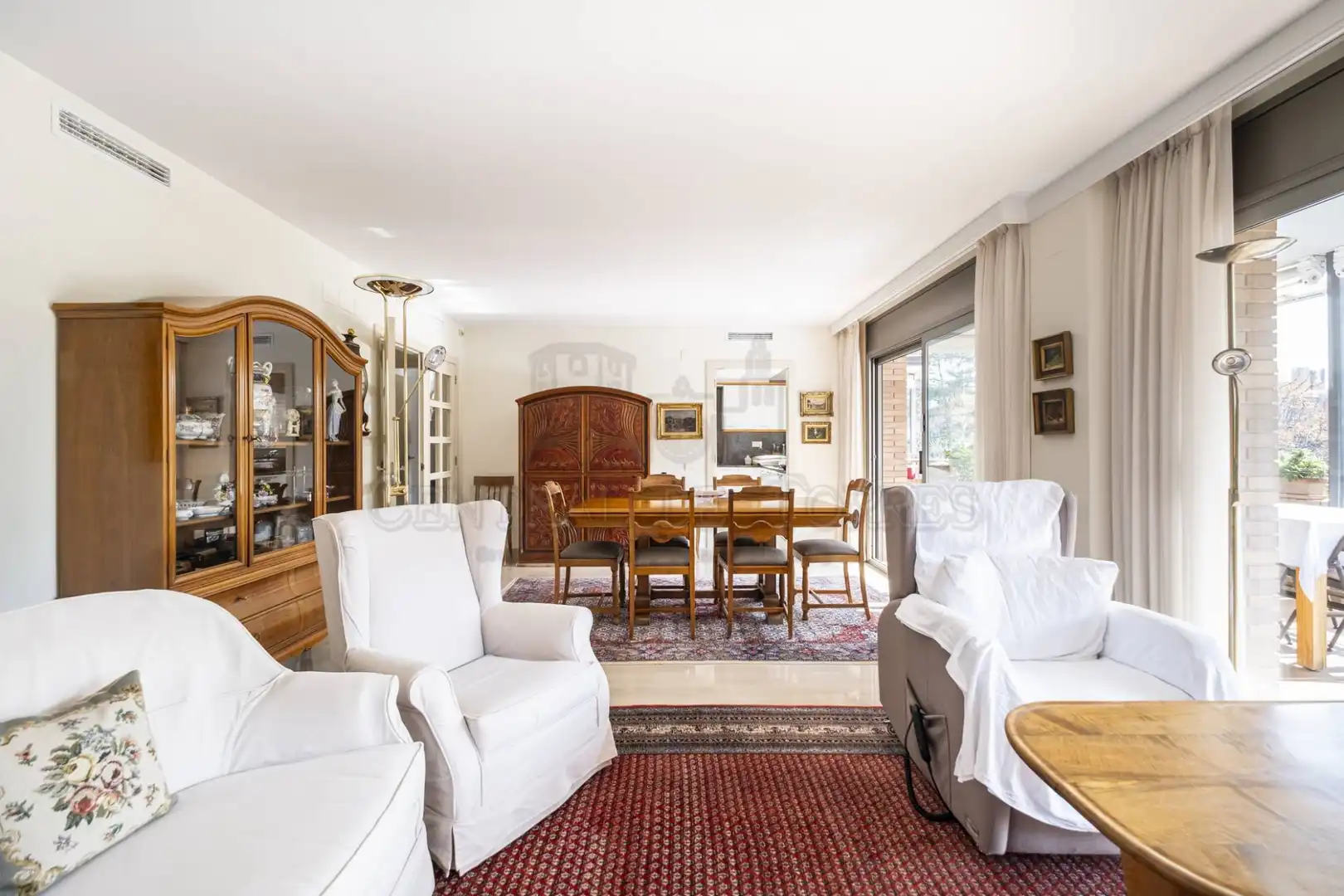 Living room of Attic for sale in Sant Cugat del Vallès  with Air Conditioner, Heating and Terrace