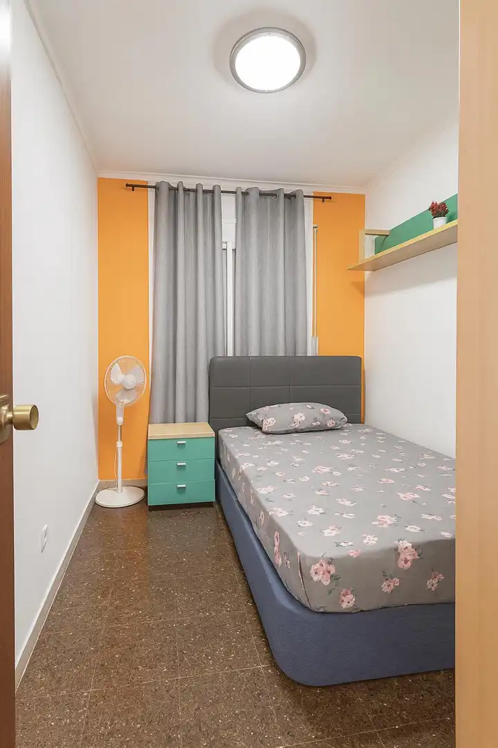 Habitación de Piso en venta en Barcelona con Terraza