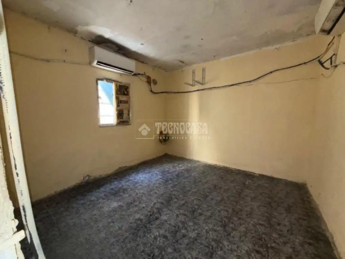 Houses for sale in Barcelona  with Terrace and Storage room