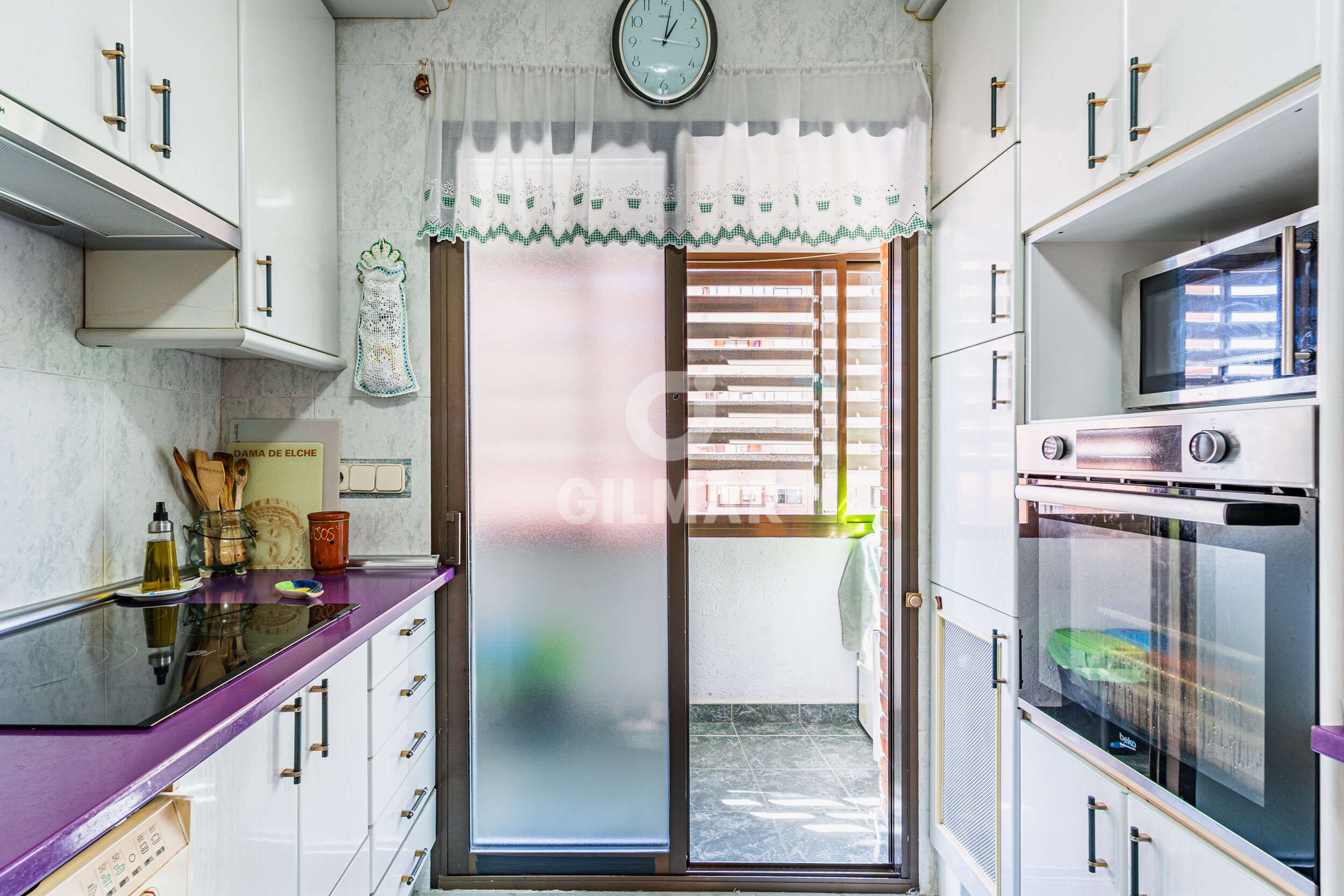 Kitchen of Flat for sale in  Madrid Capital  with Heating, Private garden and Balcony