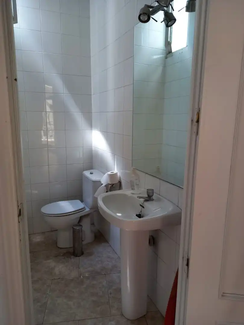 Badezimmer von Büro zur Miete in Córdoba