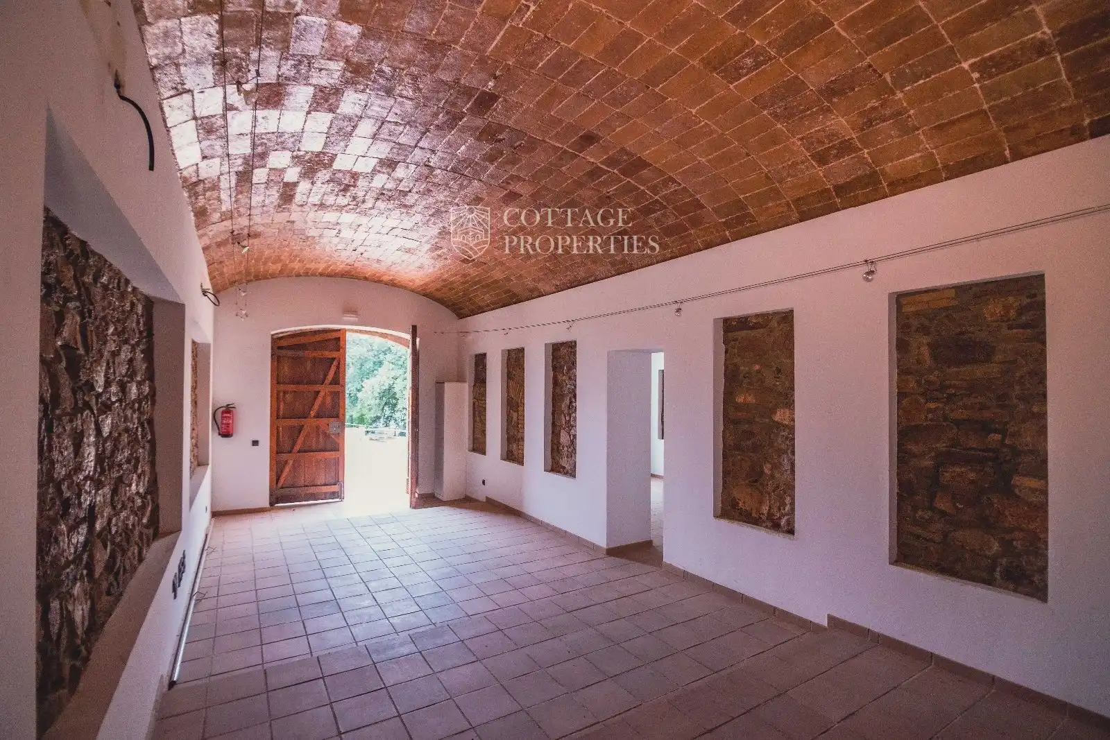 Finca rústica en venda en Sant Llorenç Savall amb Calefacció i Piscina