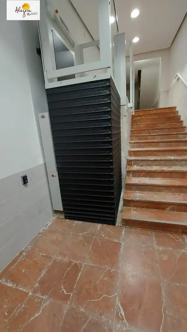 Apartamento en venta en Alicante / Alacant con Calefacción y Amueblado