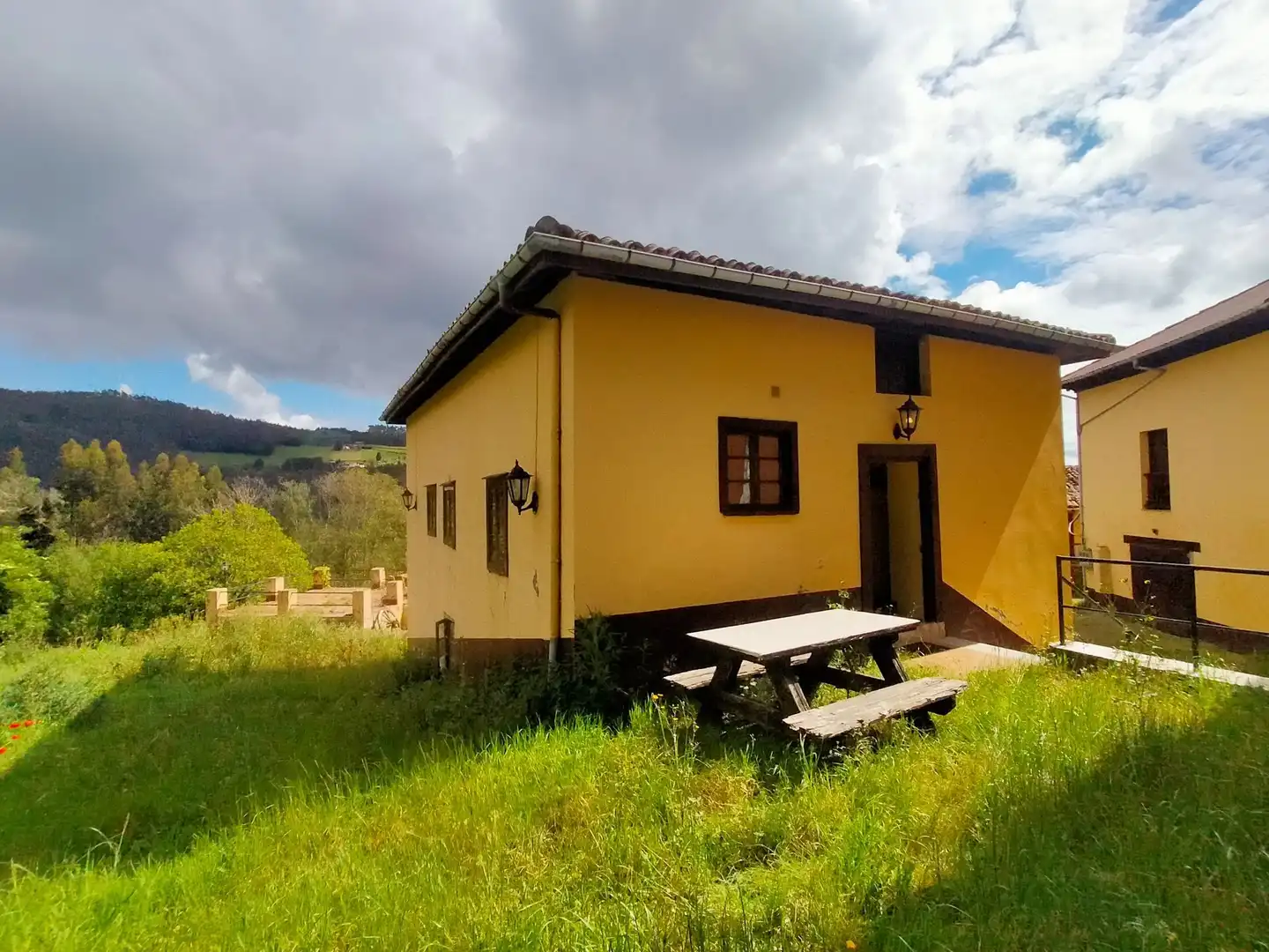 Vista exterior de Finca rústica en venta en Salas con Terraza y Trastero