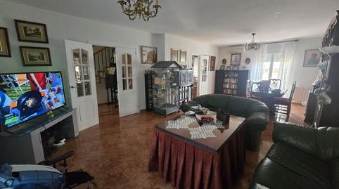 Foto 3 de Casa adosada en venda a Calle Ramón Cuadra Moreno Imaginero, Úbeda, Jaén