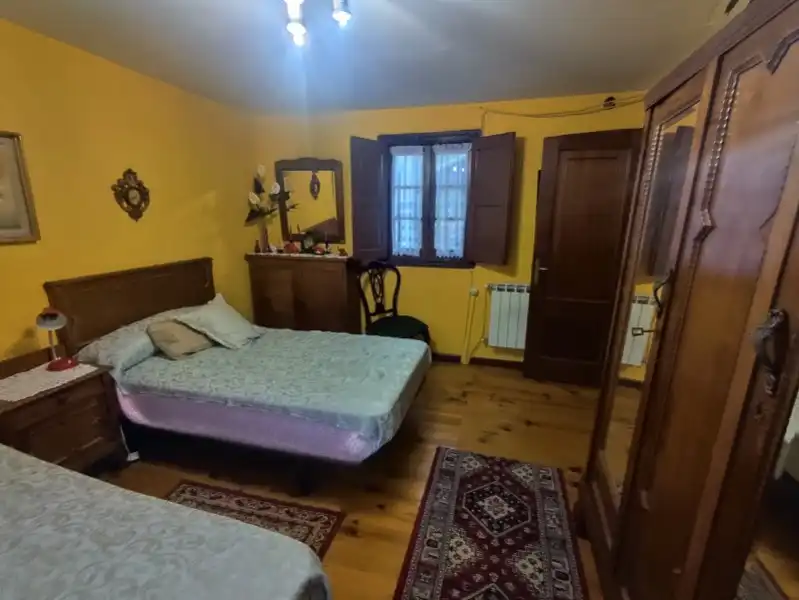 Schlafzimmer von Country house zum Verkauf in Pravia mit Heizung, Terrasse und Möbliert