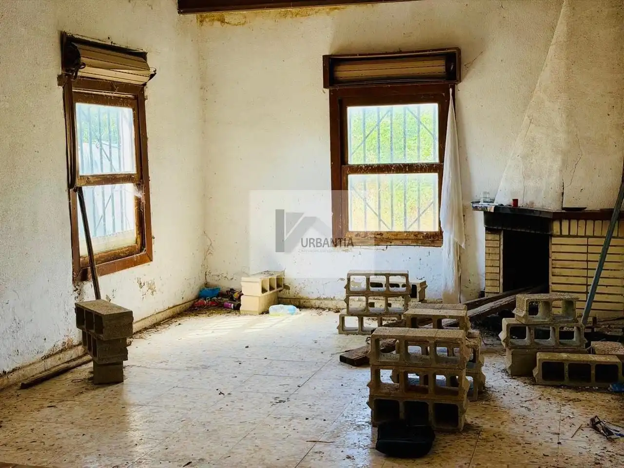 Sala de estar de Terreno en venta en Allo