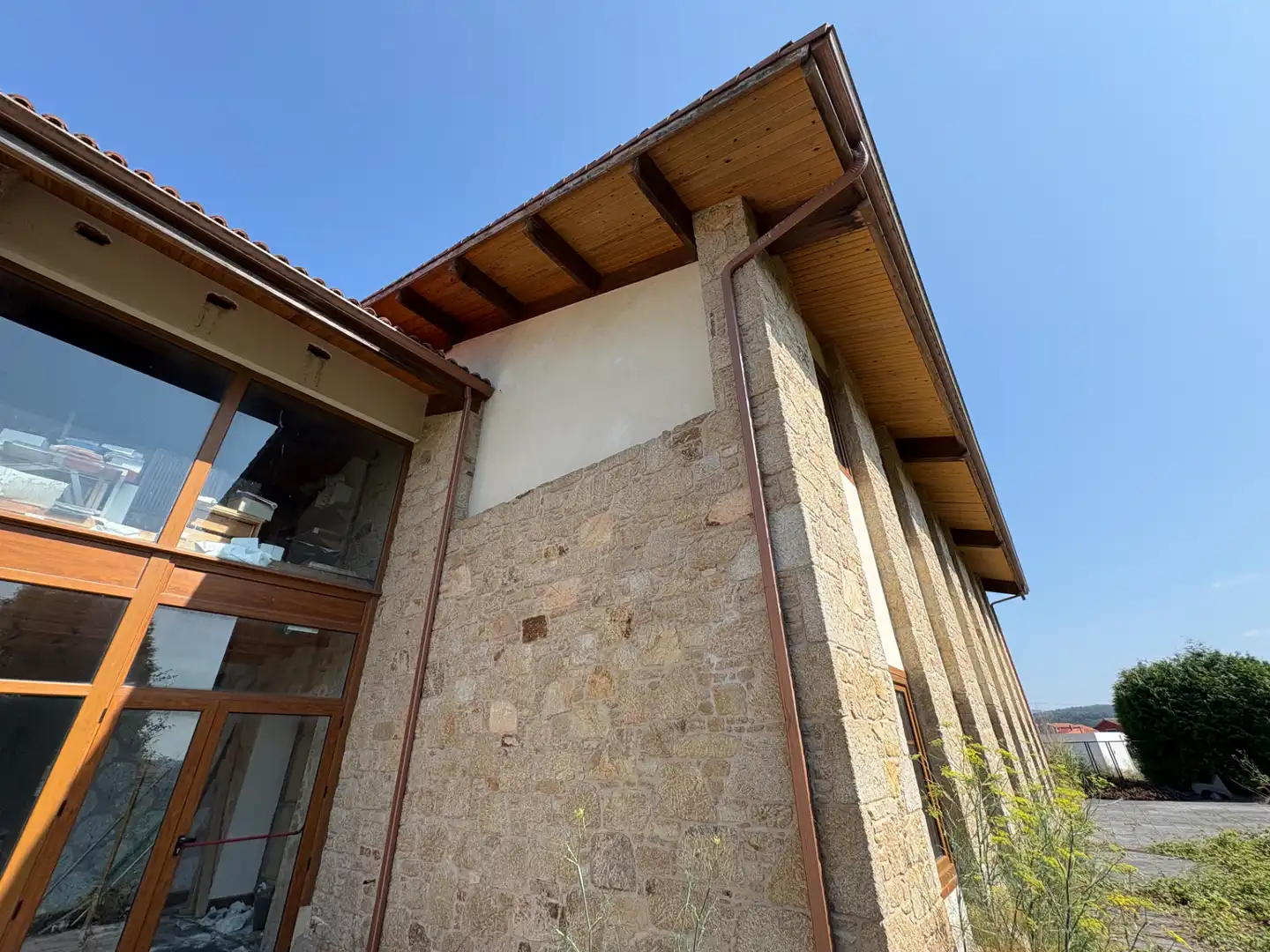 Vista exterior de Casa adosada en venda en Arteixo amb Jardí privat