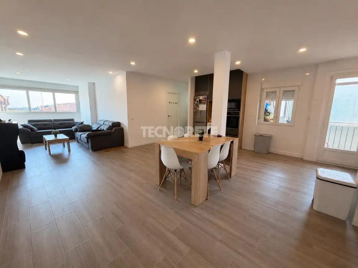 Sala de estar de Piso en venta en Illescas con Aire acondicionado, Calefacción y Terraza