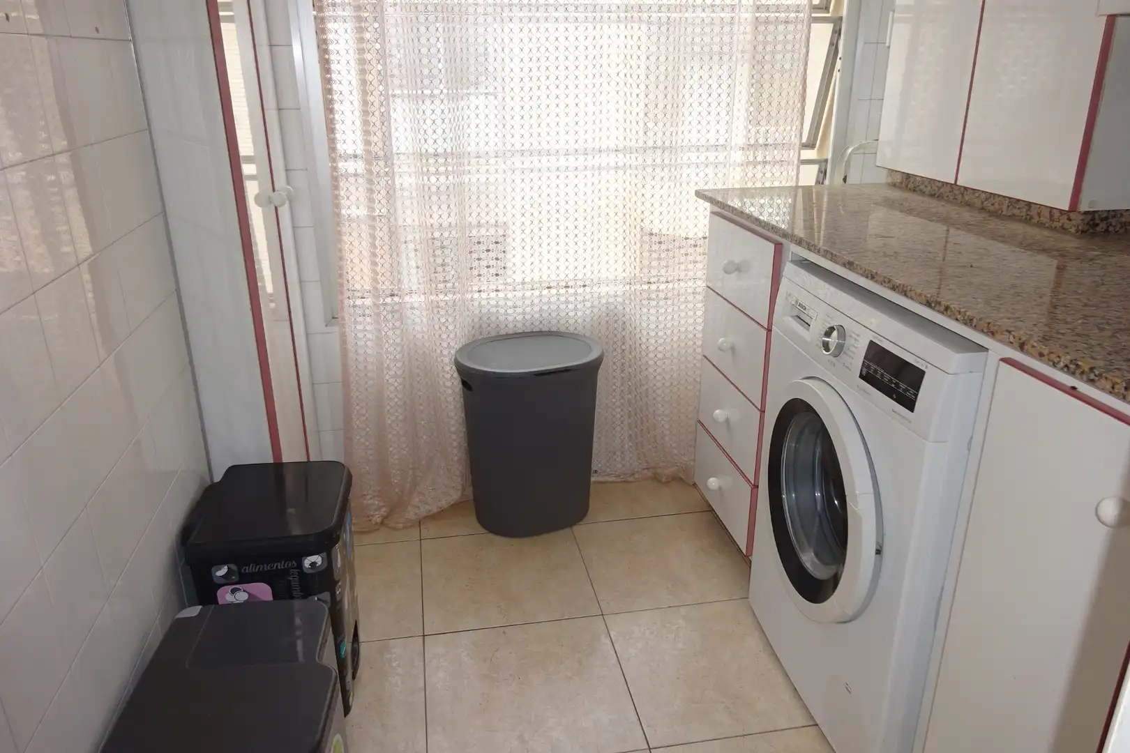 Flat for rent in Carrer del Bassegoda, Santa Eugènia